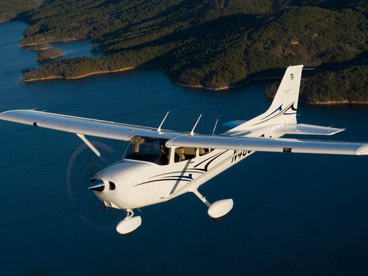 Cessna C-172S with G1000 ($175/hr.)